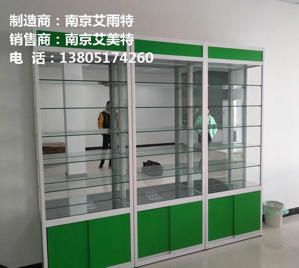 南京玻璃展柜改造安装